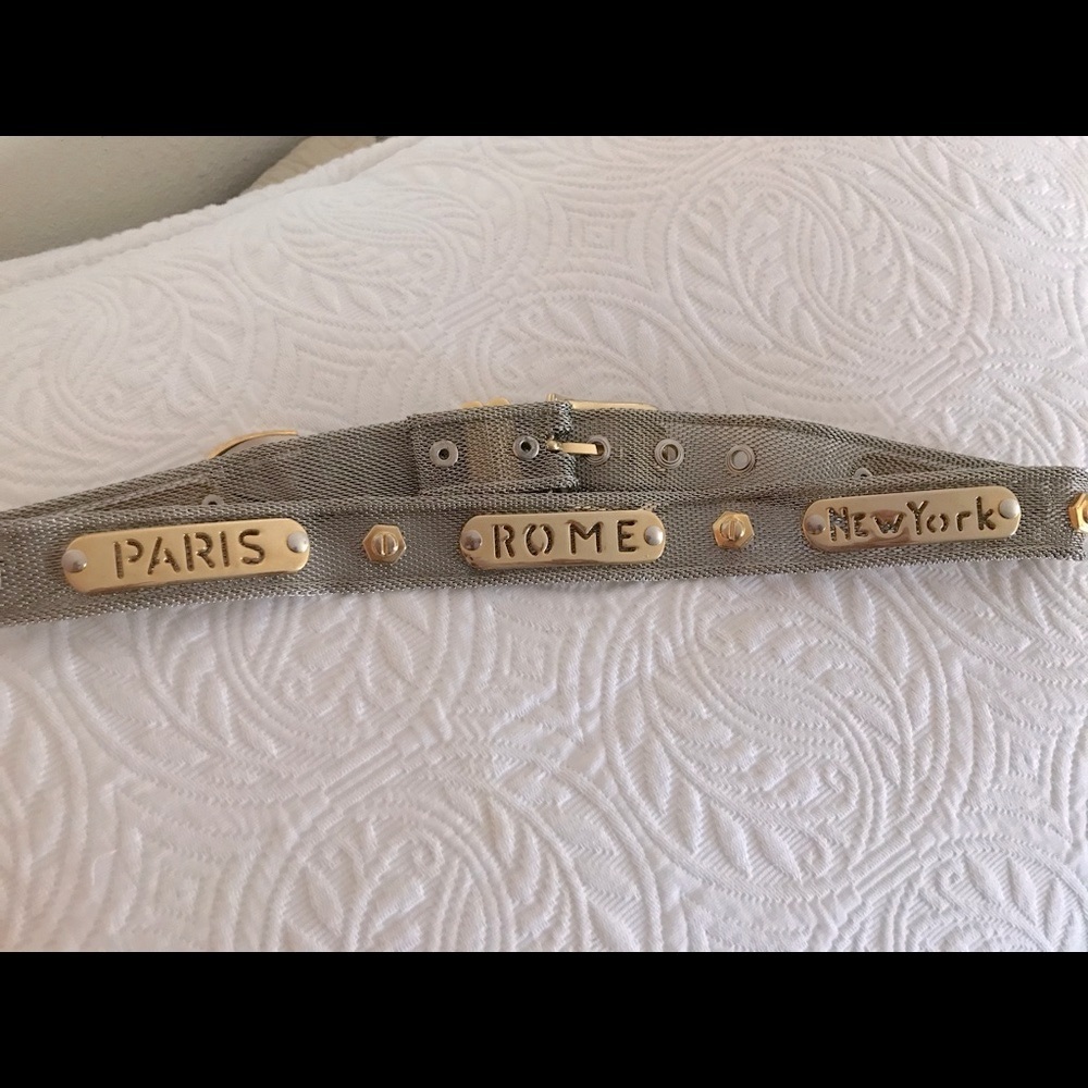 Vintage “CITIES“ 1990s Silver/ Gold Metal Mesh Vintage Belt - Picture 5 of 17